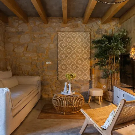 Baguhouse Villa Pombal (Leiria)